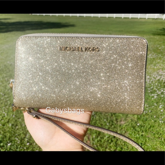 SALE🎁💕 Michael Kors Phone wristlet - Picture 5 of 7